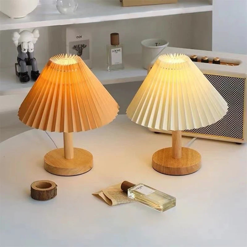 Sora Foldable USB-Powered Pleated Table Lamp - product view 2